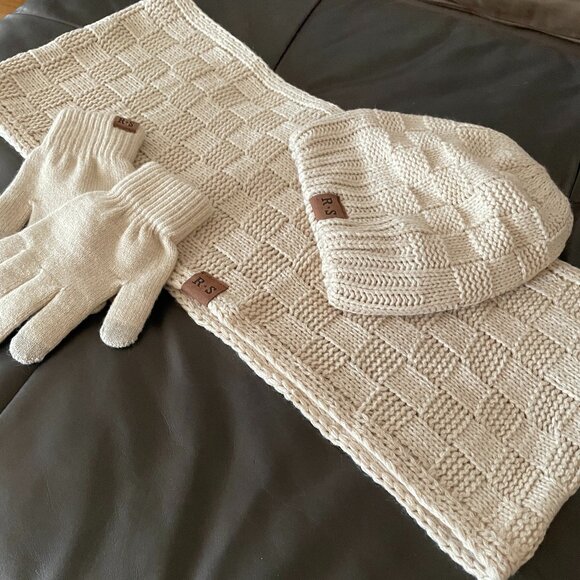SOFT 3 piece Hat / Glove / Infinity Scarf Set. Gorgeous Tan Knit Set. Lined Hat. - Picture 1 of 13